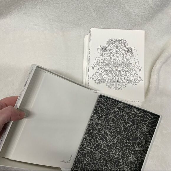 Johanna basford enchanted forest 12 color in notecards adult coloring - Picture 6 of 7